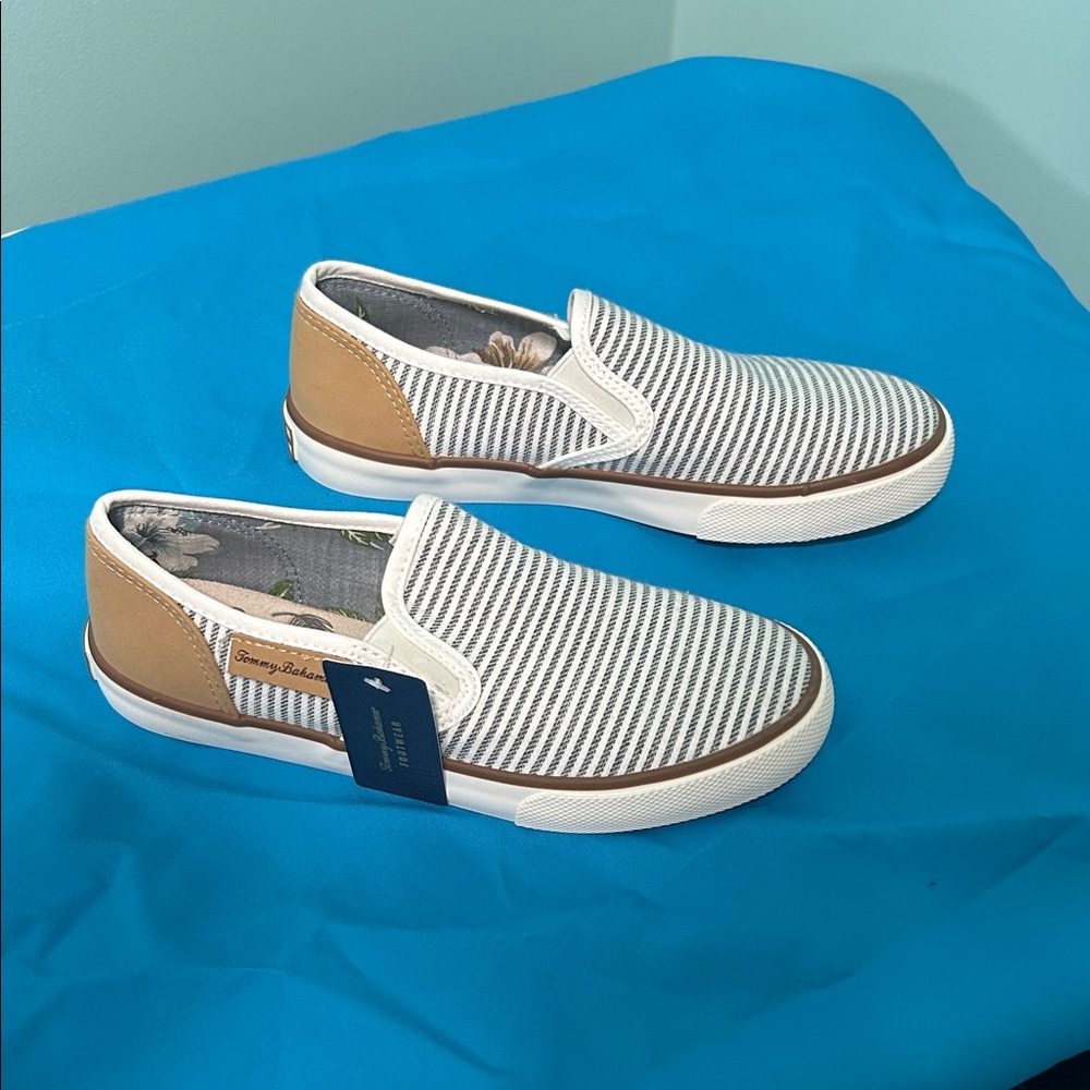 Tommy Bahama Striped Tan and White Loafers